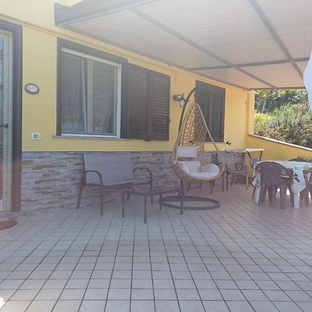 Casa Vacanza Villa Aurora Laureana Cilento Exterior photo